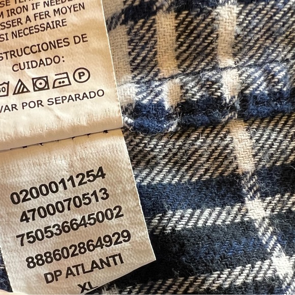 Chaps Men’s Long-Sleeve Button-Down Flannel Top; Size X-Large - Picture 13 of 13